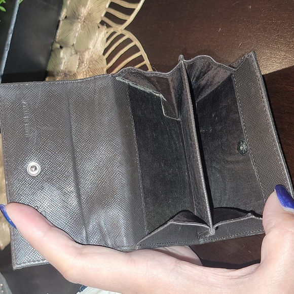 Authentic Prada card wallet - Picture 6 of 8
